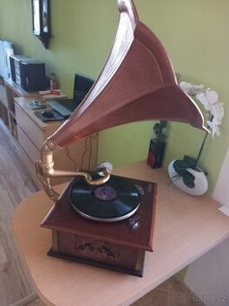 Stary gramofon.