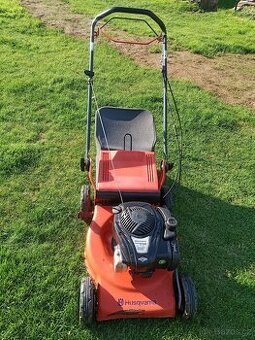 HUSQVARNA LC146 S