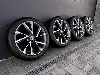 Originál Škoda Kodiaq 235/45 r20 Dunlop
