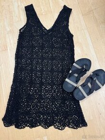 Plážové šaty S Calzedonia + žabky Gant 37