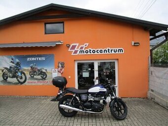 Triumph Bonneville - 1