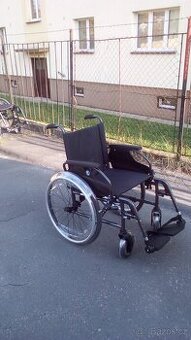 INVALIDNÍ VOZÍKY- 46 a 48cm ODLEHČENÉ-ZASÍLÁM PO ČR
