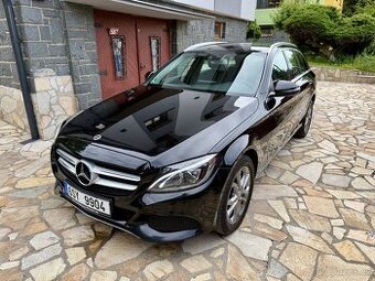 Mercedes-Benz Třídy C,  220 CDI 125KW AUT.AVANTGARDE