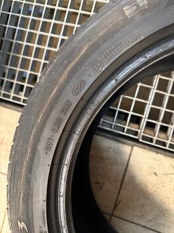 Prodám letní pneu 285/40 r21