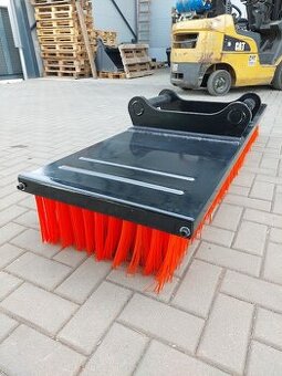 Košte na bagr S60 skladem