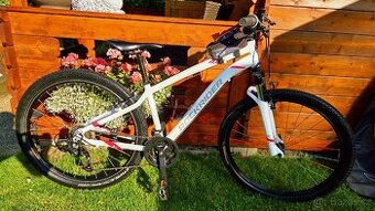 Dívčí horské kolo Decathlon 27,5" rám M postava 160-174cm