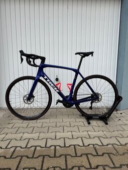 TREK Domane SL 6 Gen 4 s Wattmetrem (vel. 58) – TOP stav