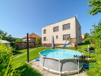 Prodej rodinného domu, 250 m2, Zlín - Kostelec, ev.č. 22633 - 1