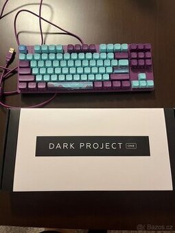 Prodám zánovní klávesnici dark project one