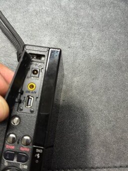 Videokamera Sony Net-Sharing 5MP CMOS MPEG4 -