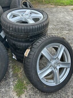 Alu kola R16 5x114,3 Mazda + zimní pneu 205/50/16