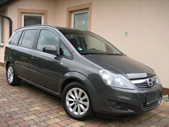 Opel Zafira B 1,8 NAVIGACE 2x kola serv. kniha Nové rozvody