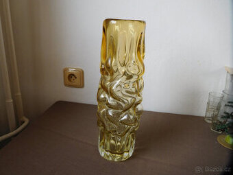 VÁZA - PAVEL HLAVA - MOZEK - HUTNÍ SKLO