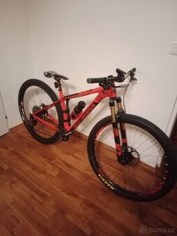 Prodám Karbonové kolo