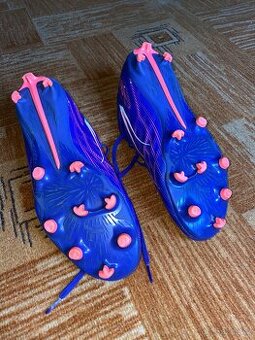 Kopačky Puma Ultra 5 FG/AG – vel. 45 (fialovo-růžové)