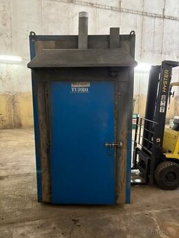 Vytvrzovací pec EUROTHERM 91 + odvlhčovač vz