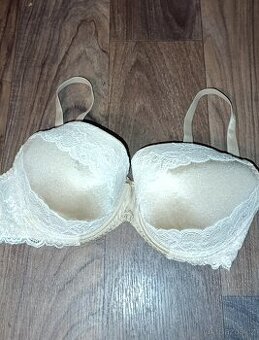 NOVÁ PODPRSENKA BODY FLIRT vel. 80/D
