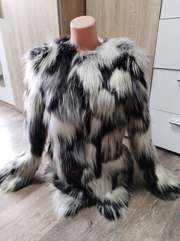 Kožíšková bunda kabátek S 36 značka F&F
