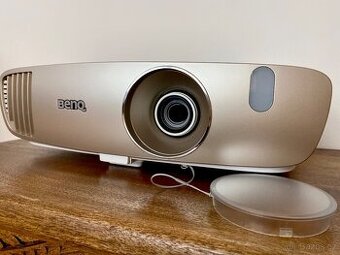 Full HD projektor BenQ W2000 s Rec.709