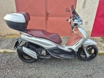Piaggio Beverly 350