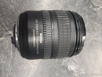 Objektiv Nikon AF-S NIKKOR 18-70mm 1:35-4,5G ED