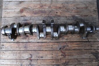 Zetor 12011 12045 12111 12145 díly motoru