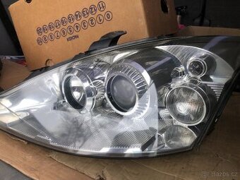 XENONY FORD FOCUS 1 Original CENA ZA PÁR