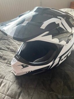 helma FOX V1 Race Helmet černobílá XXL