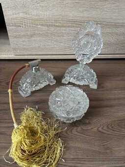 Broušené sklo toaletní / kosmetická sada (retro)