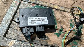 Jednotka tažného zařízení 8P0 907 383