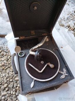 Starožitný gramofon