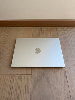 APPLE MACBOOK AIR 13.6” 2024 M3/256GB/8GB/BATERIE 100%