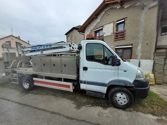 Renault Mascott