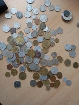 Staré mince