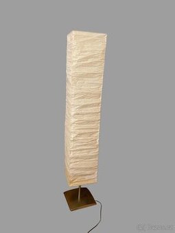 Stojací lampa