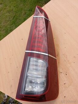 Prodám pravé zadní světlo Renault Espace IV
