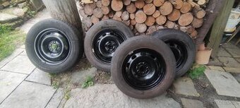 Plechové disky a zimní gumy Škoda Octavia 1