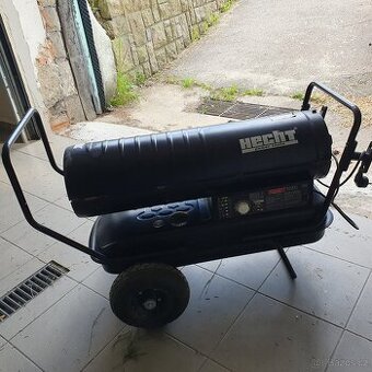 HECHT 3038 naftové topidlo s ventilátorem a termostatem