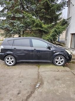 Toyota Corolla verso 2.2 d-cat