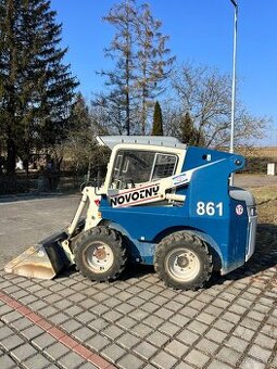 Smykový nakladač Novotny 861