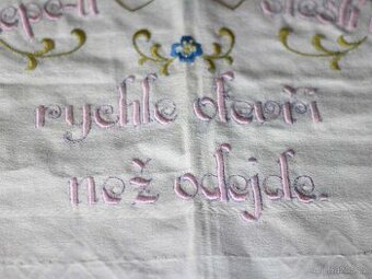 Ručně tkané ubrusy a jiné
