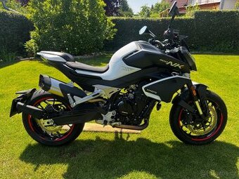 CF MOTO 800NK Sport+
