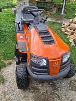 Zahradni traktor Husqvarna CT138 M