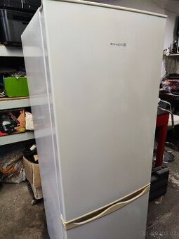 Lednice s mrazákem Philco PC 1652