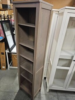 KNIHOVNA HEMNES