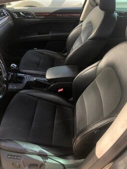 Prodám interiér Škoda Superb - 1