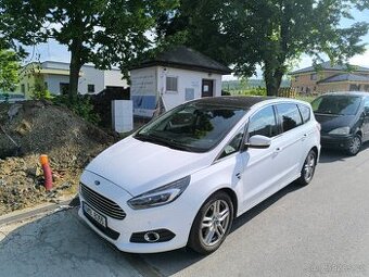 Ford Smax 2017