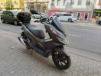 Hond PCX 125 - 1