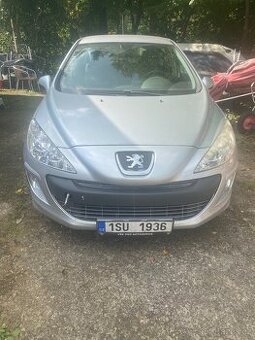 Peugeot 308 1.6i 88kW – nová STK, motor KO