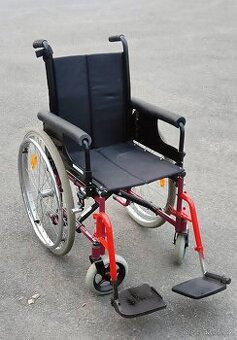 Invalidní vozík Variable šířka sedu 40cm t5